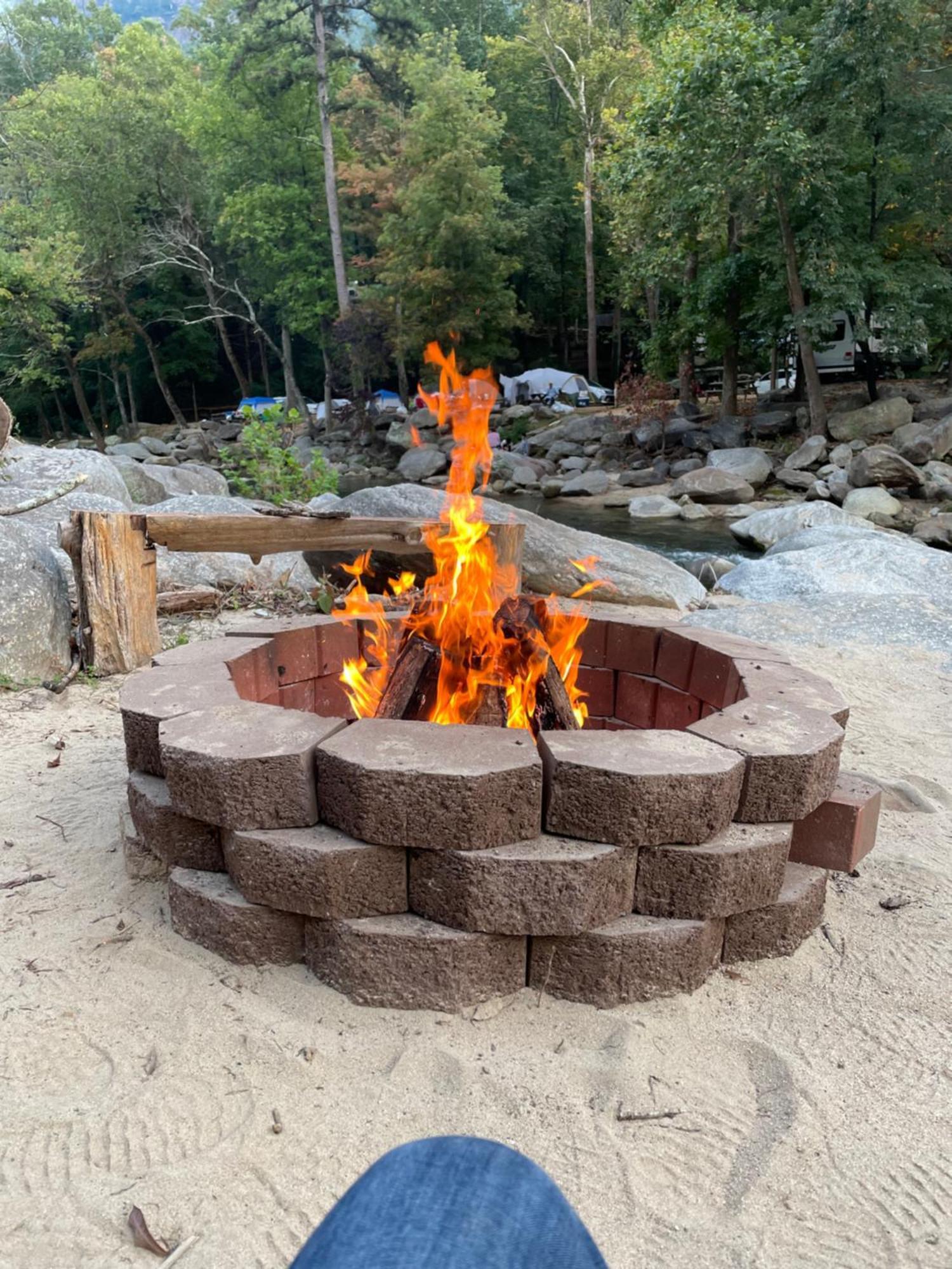 The Evening Shade River Lodge And Cabins Chimney Rock Eksteriør bilde